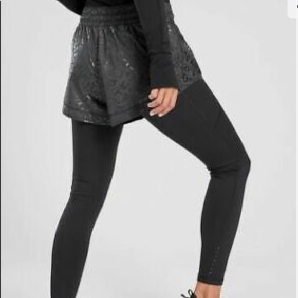 Athleta size M Rainer 2 in 1 winter leggings - Picture 2 of 13